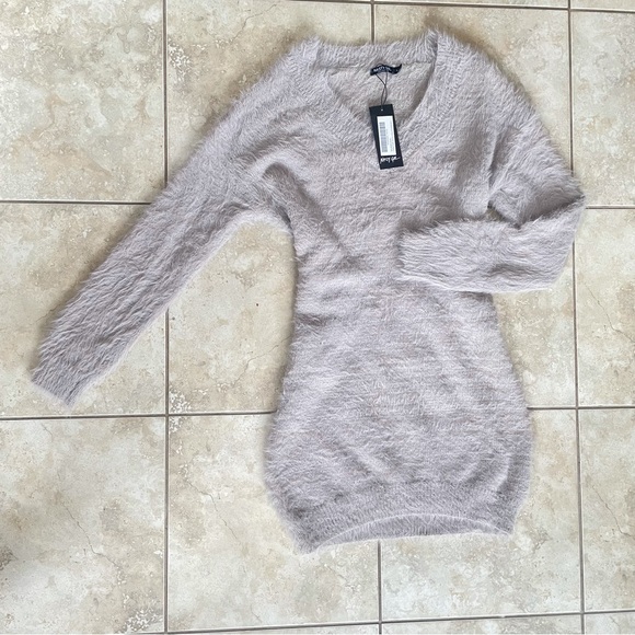 Nasty Gal Relaxed Fluffy Dress - Picture 5 of 5